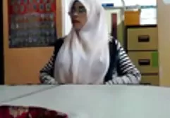 شلخته BBW واژن مرطوب عكس متحرك سكس با اسباب بازی های جنسی بزرگ در فیلم انفرادی